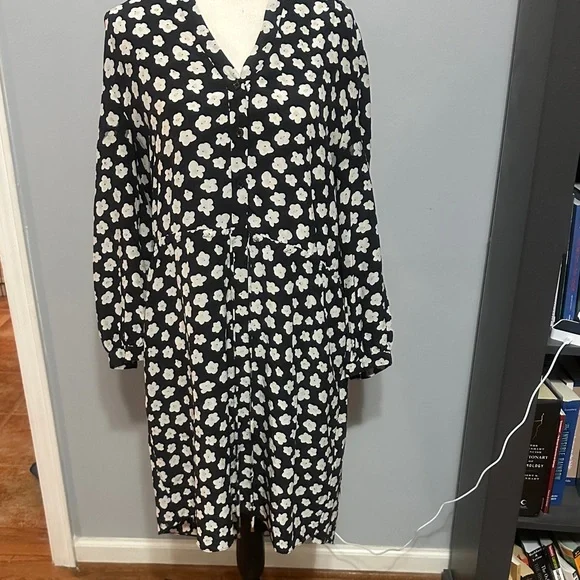 🏈FINAL DROP🏈 Kate Spade Black and White Floral Dress L Large - Picture 1 of 4